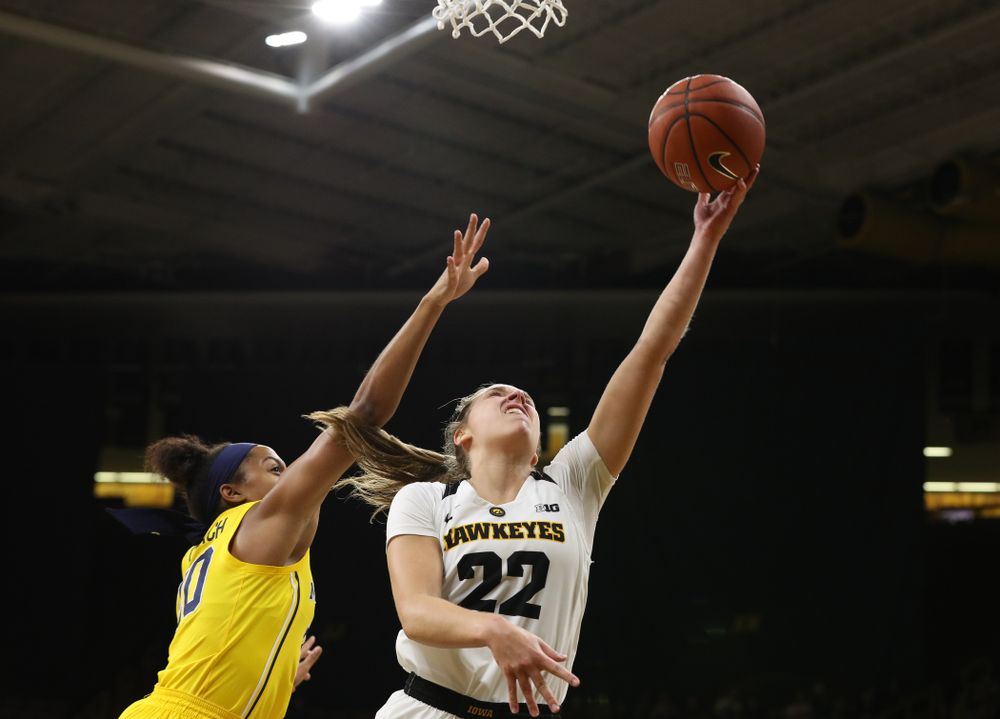 Iowa Hawkeyes guard Kathleen Doyle (22) against the Michigan Wolverines Thursday, January 17, 2019 at Carver-Hawkeye Arena. (Brian Ray/hawkeyesports.com)