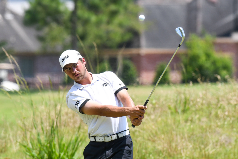 Senior Carson Schaake competes in the first round of the NCAA Men's Golf Regional. (Photo:SE Sports Media/Sideline Sports).
