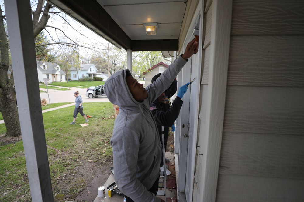 Members of the Hawkeye Football team volunteer at United Action for Youth during the annual Iowa Athletics Day of Caring Sunday, April 28, 2019 in Iowa City. (Brian Ray/hawkeyesports.com)