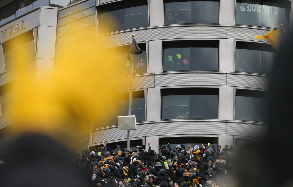 Patients in the Stead Family Childrens Hospital wave back to fans after the first quarter during a game against Northwestern at Kinnick Stadium on November 10, 2018. (Tork Mason/hawkeyesports.com)