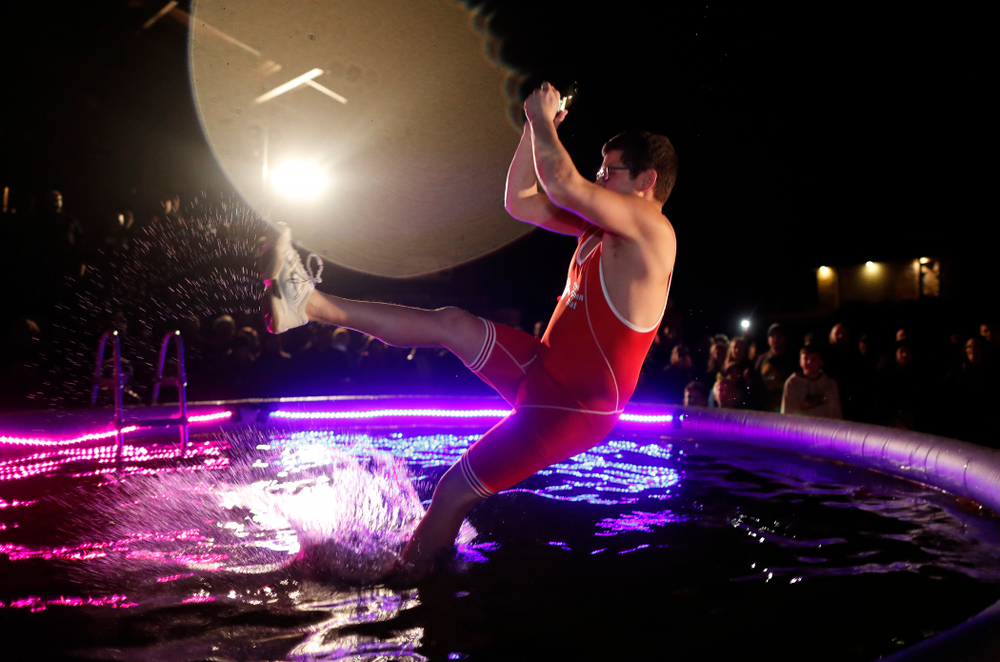The Hawkeye Wrestling Club Arctic Plunge Saturday, January 27, 2018 at Brown Dear Golf Course in Coralville. (Brian Ray/hawkeyesports.com)