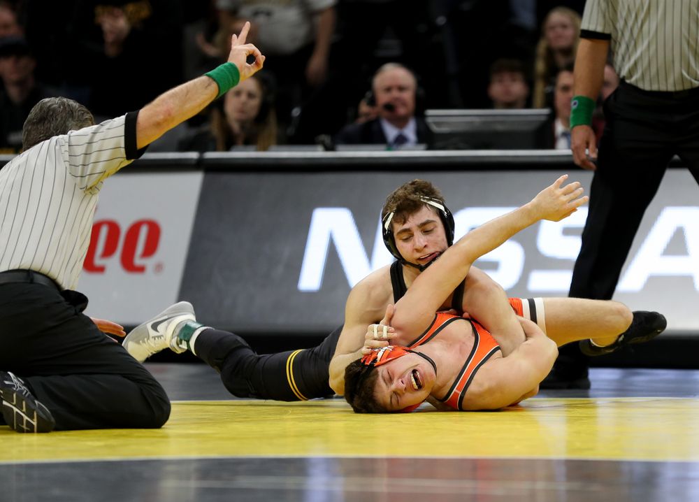 Iowa’s Austin DeSanto Wrestles Oklahoma State’s Reece Witcraft at 133 pounds Sunday, February 23, 2020 at Carver-Hawkeye Arena. DeSanto won the match by fall. (Brian Ray/hawkeyesports.com)