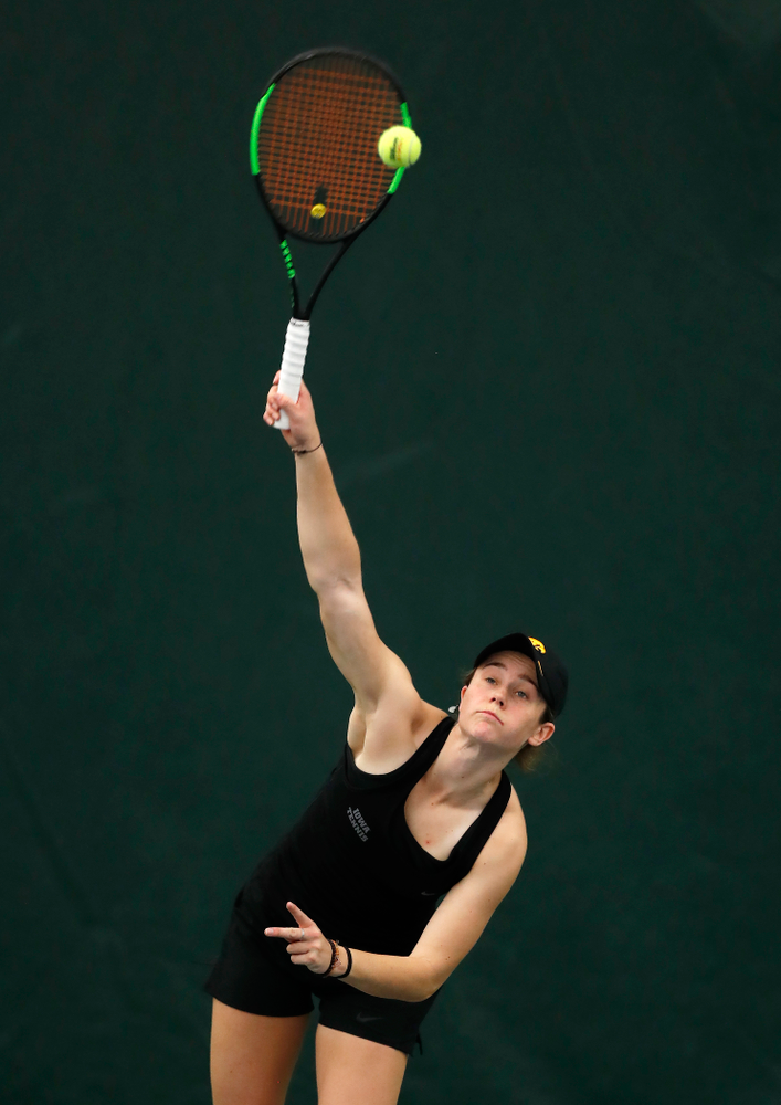 Elise Van Heuvelen against Ohio State Sunday, March 25, 2018 at the Hawkeye Tennis and Recreation Center. (Brian Ray/hawkeyesports.com)