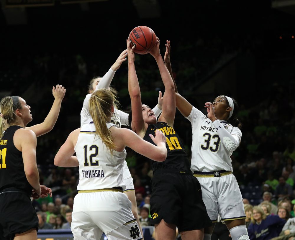 Iowa Hawkeyes forward Megan Gustafson (10) against the Notre Dame Fighting Irish Thursday, November 29, 2018 at the Joyce Center in South Bend, Ind. (Brian Ray/hawkeyesports.com)