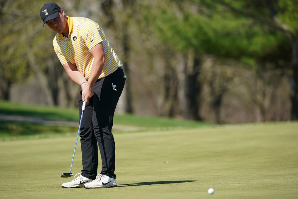 Iowa's Alex Schaake putts during the third round of the Hawkeye Invitational at Finkbine Golf Course in Iowa City on Sunday, Apr. 21, 2019. (Stephen Mally/hawkeyesports.com)