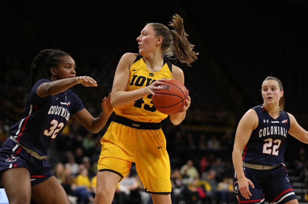 Iowa Hawkeyes forward Amanda Ollinger (43) against the Robert Morris Colonials Sunday, December 2, 2018 at Carver-Hawkeye Arena. (Brian Ray/hawkeyesports.com)