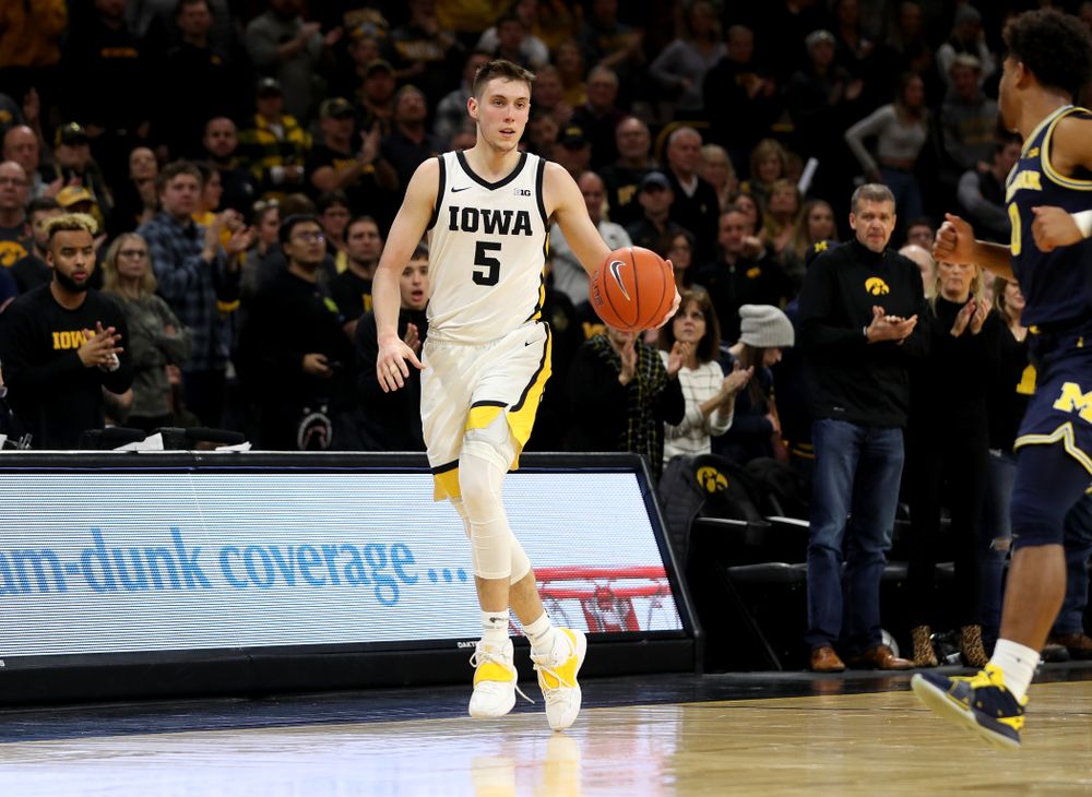 Iowa Hawkeyes guard CJ Fredrick (5) against the Michigan Wolverines Friday, January 17, 2020 at Carver-Hawkeye Arena. (Brian Ray/hawkeyesports.com)