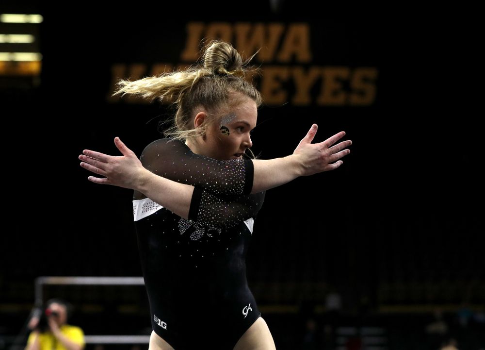 Iowa's Charlotte Sullivan competes on the floor against the Rutgers Scarlet Knights Saturday, January 26, 2019 at Carver-Hawkeye Arena. (Brian Ray/hawkeyesports.com)