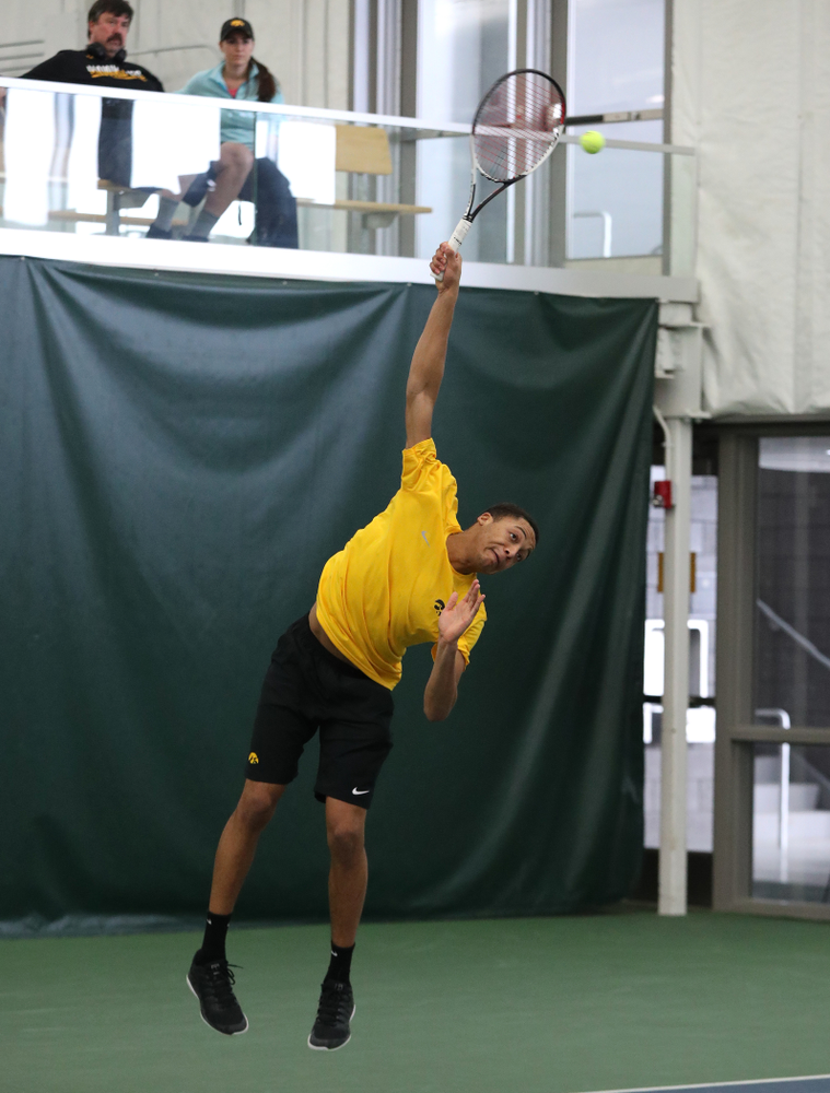 Oliver Okonkwo against the Butler Bulldogs Sunday, January 27, 2019 at the Hawkeye Tennis and Recreation Complex. (Brian Ray/hawkeyesports.com)