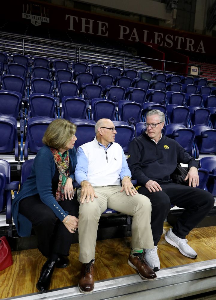 Iowa Hawkeyes head coach Fran McCaffery talks with Bob Weinhauer, his head coach from Penn, before practice at the Palestra Friday, January 3, 2020 in Philadelphia. (Brian Ray/hawkeyesports.com)