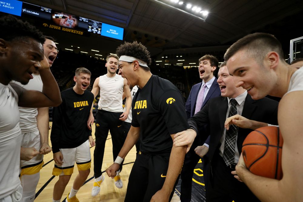 Iowa Hawkeyes forward Cordell Pemsl (35) against the Michigan Wolverines Friday, January 17, 2020 at Carver-Hawkeye Arena. (Brian Ray/hawkeyesports.com)