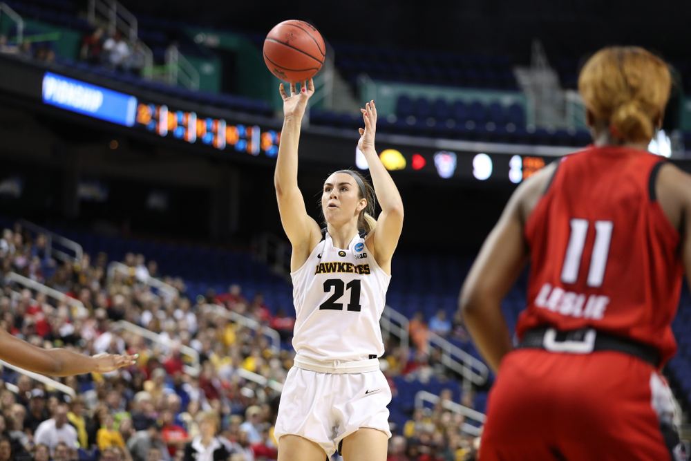 Iowa Hawkeyes forward Hannah Stewart (21) against the NC State Wolfpack in the regional semi-final of the 2019 NCAA Women's College Basketball Tournament Saturday, March 30, 2019 at Greensboro Coliseum in Greensboro, NC.(Brian Ray/hawkeyesports.com)