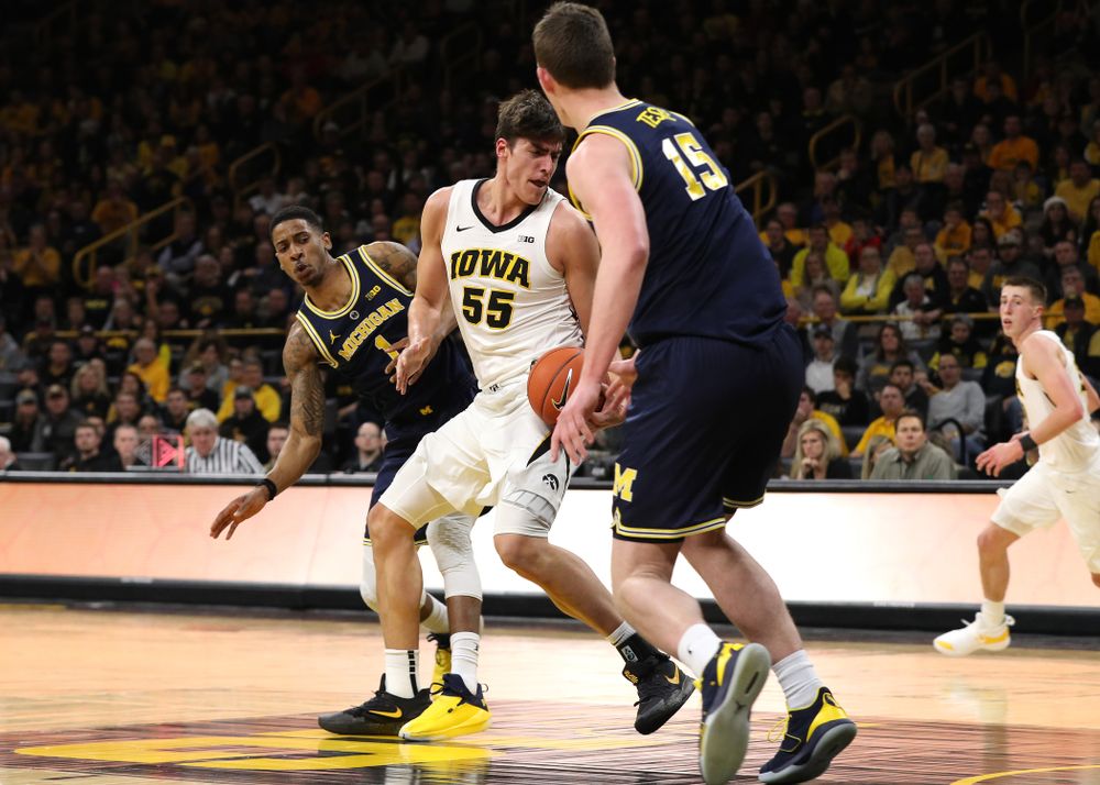 Iowa Hawkeyes forward Luka Garza (55) against the Michigan Wolverines Friday, February 1, 2019 at Carver-Hawkeye Arena. (Brian Ray/hawkeyesports.com)