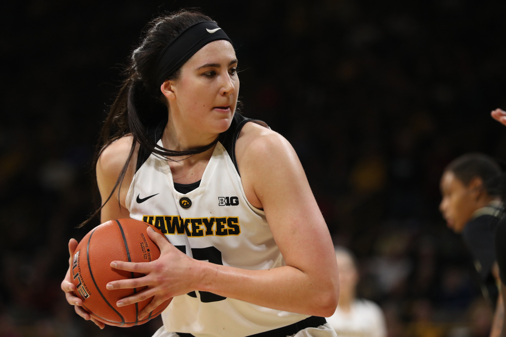Iowa Hawkeyes forward Megan Gustafson (10) against the Purdue Boilermakers Sunday, January 27, 2019 at Carver-Hawkeye Arena. (Brian Ray/hawkeyesports.com)