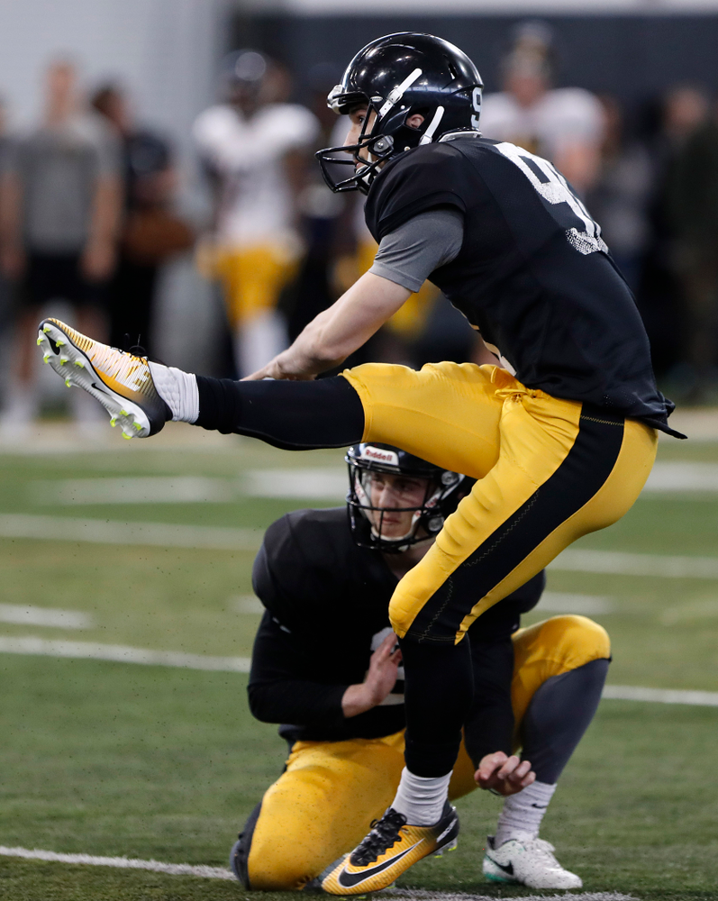 Miguel Recinos -- University of Iowa spring football practice No. 6 on March 31, 2018, in Iowa City, Iowa. (Darren Miller/hawkeyesports.com)
