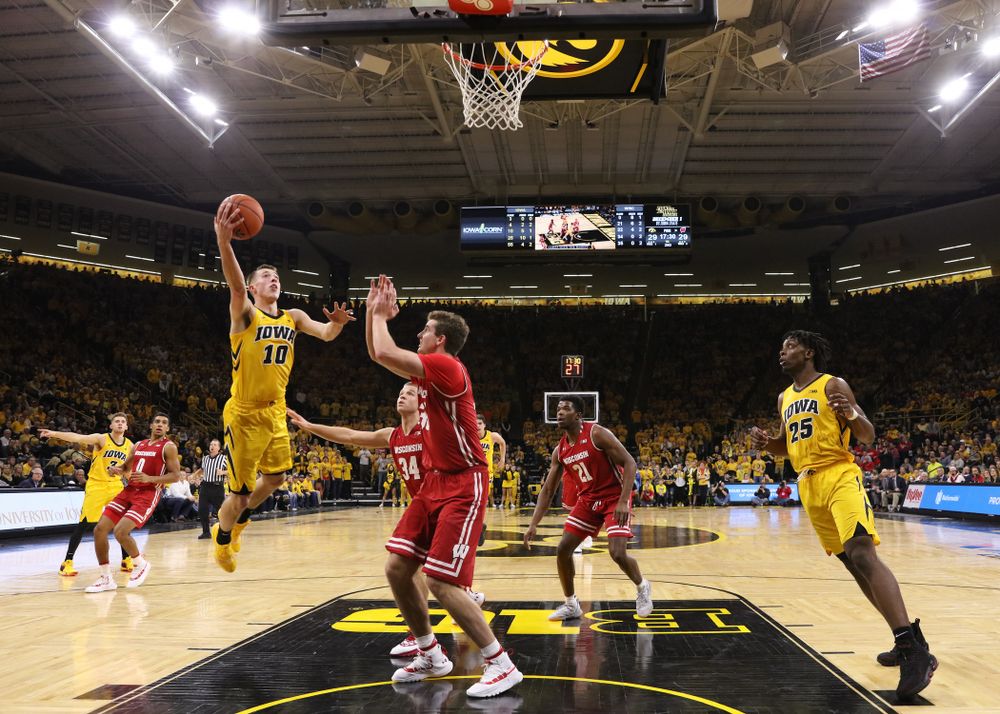 Iowa Hawkeyes guard Joe Wieskamp (10) against the Wisconsin Badgers Friday, November 30, 2018 at Carver-Hawkeye Arena. (Brian Ray/hawkeyesports.com)