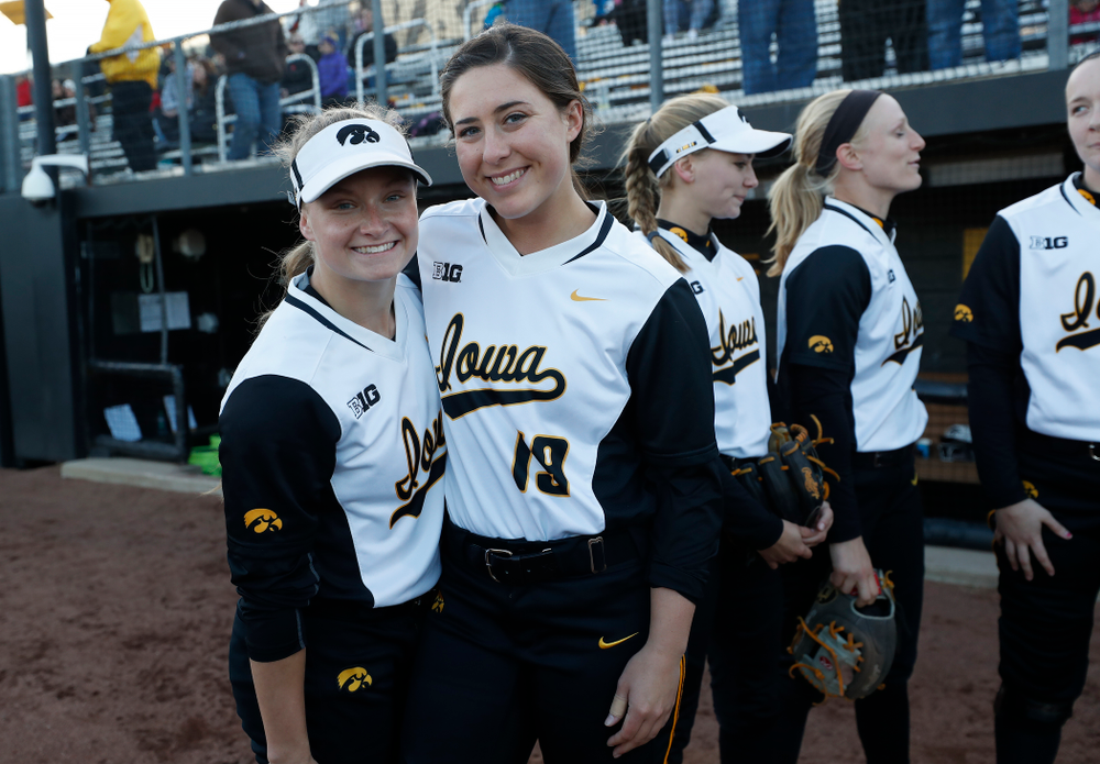 Iowa Hawkeyes outfielder Cheyenne Pratt (27), catcher Elizabeth DeShields (19) against Western Illinois Tuesday, April 17, 2018 at Bob Pearl Field. (Brian Ray/hawkeyesports.com)