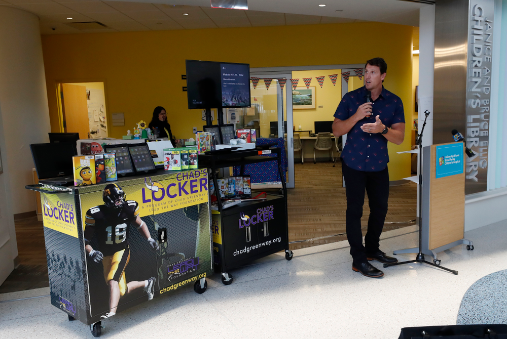 Former Hawkeye Football linebacker Chad Greenway's Lead the Way Foundation unveils their latest Greenway's Locker technology and media cabinet Friday, August 31, 2018 at the University of Iowa Stead Family Children's Hospital. Chad's Locker provides patients and their families access to notebook computers, movies and video game systems to occupy their time during their hospital stay. (Brian Ray/hawkeyesports.com)