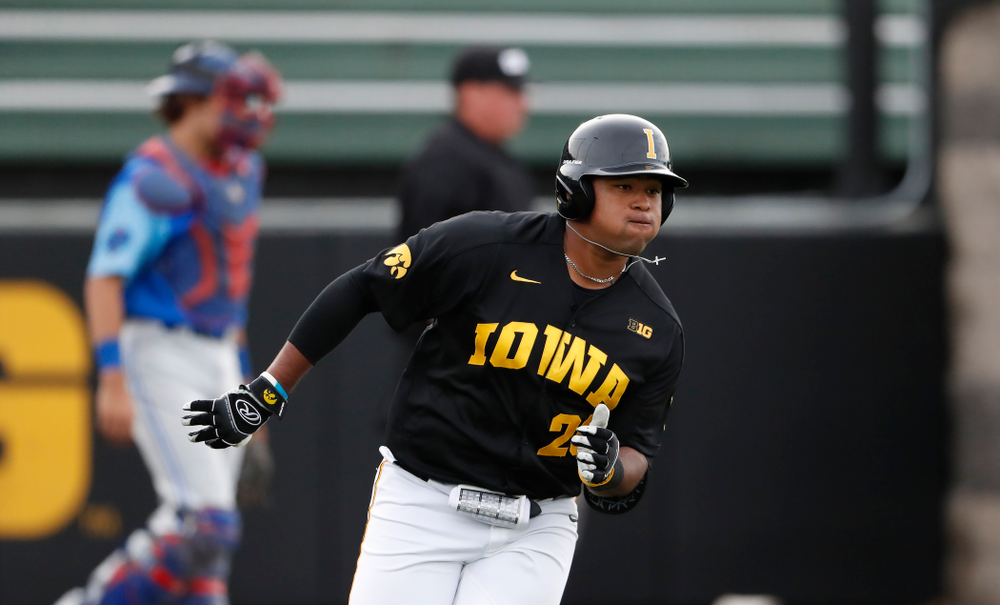 Izaya Fullard against the Ontario Blue Jays Friday, September 21, 2018 at Duane Banks Field. (Brian Ray/hawkeyesports.com)