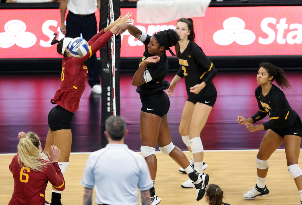 Iowa Hawkeyes middle blocker Amiya Jones (9) against the Iowa State Cyclones Saturday, September 21, 2019 at Carver-Hawkeye Arena. (Brian Ray/hawkeyesports.com)