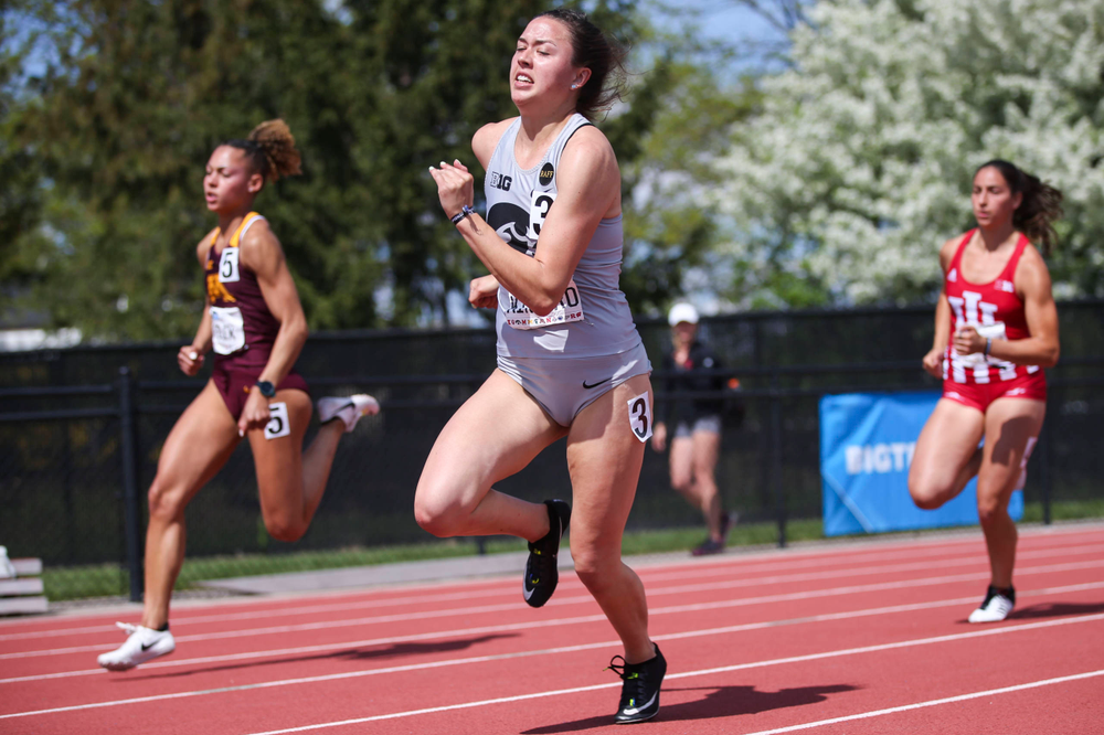 Iowa's Jenny Kimbro runs during the women's 200-meter dash at the Big Ten Outdoor Track and Field Championships at Francis X. Cretzmeyer Track on Friday, May 10, 2019. (Lily Smith/hawkeyesports.com)