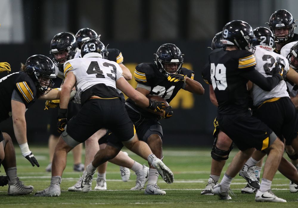 Iowa Hawkeyes running back Ivory Kelly-Martin (21) during preparation for the 2019 Outback Bowl Monday, December 17, 2018 at the Hansen Football Performance Center. (Brian Ray/hawkeyesports.com)