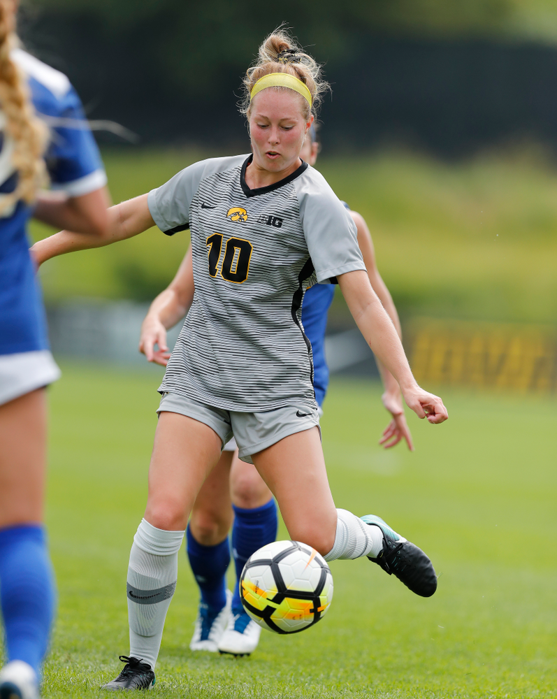 Iowa Hawkeyes Natalie Winters (10) against Indiana State Sunday, August 26, 2018 at the Iowa Soccer Complex. (Brian Ray/hawkeyesports.com)