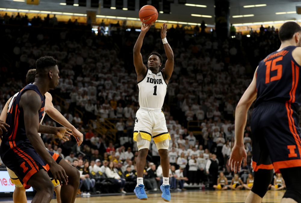 Iowa Hawkeyes guard Joe Toussaint (1) against the Illinois Fighting Illini Sunday, February 2, 2020 at Carver-Hawkeye Arena. (Brian Ray/hawkeyesports.com)