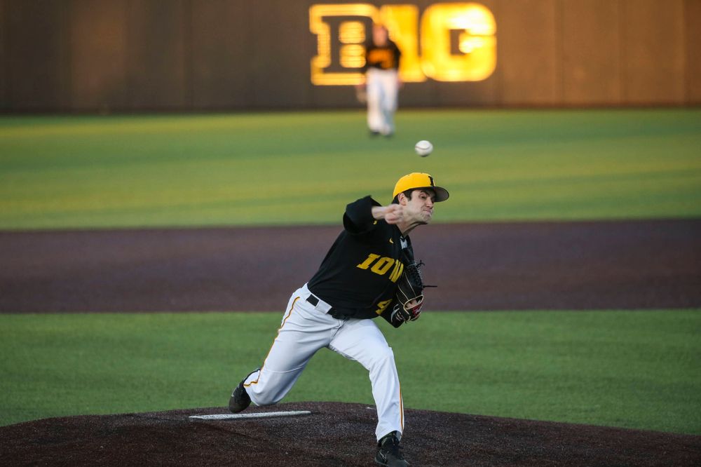 Iowa pitcher Grant Leonard at the game vs. Bradley on Tuesday, March 26, 2019 at (place). (Lily Smith/hawkeyesports.com)