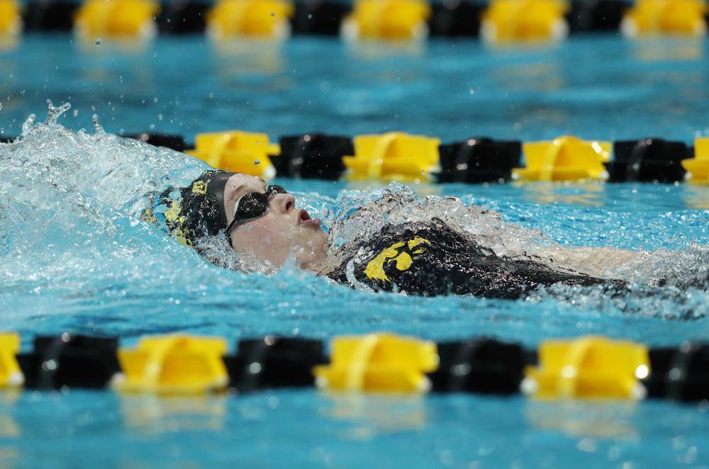 Iowa's Kelsey Drake swims the 200 yard Individual Medley Thursday, November 15, 2018 during the 2018 Hawkeye Invitational at the Campus Recreation and Wellness Center. (Brian Ray/hawkeyesports.com)