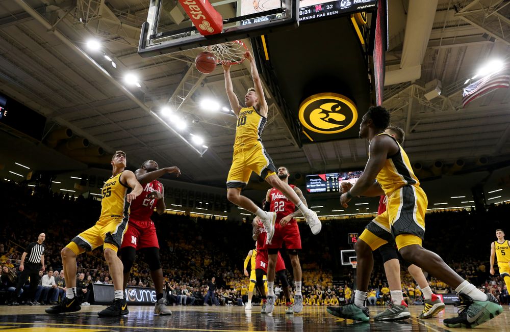 Iowa Hawkeyes guard Joe Wieskamp (10) dunks the ball against the Nebraska Cornhuskers Saturday, February 8, 2020 at Carver-Hawkeye Arena. (Brian Ray/hawkeyesports.com)