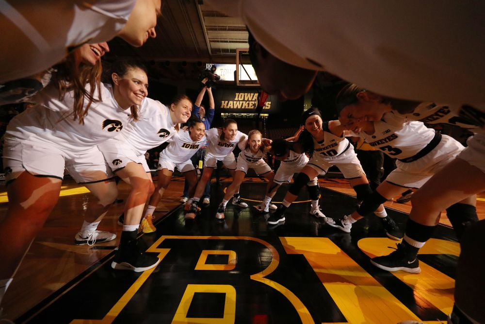 The Iowa Hawkeyes against the Michigan Wolverines Thursday, January 17, 2019 at Carver-Hawkeye Arena. (Brian Ray/hawkeyesports.com)