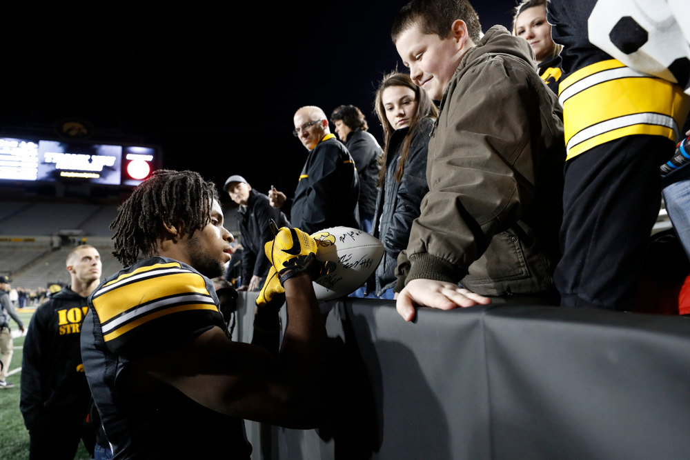 Iowa Hawkeyes wide receiver Ihmir Smith-Marsette (6) during the final spring practice Friday, April 20, 2018 at Kinnick Stadium. (Brian Ray/hawkeyesports.com)