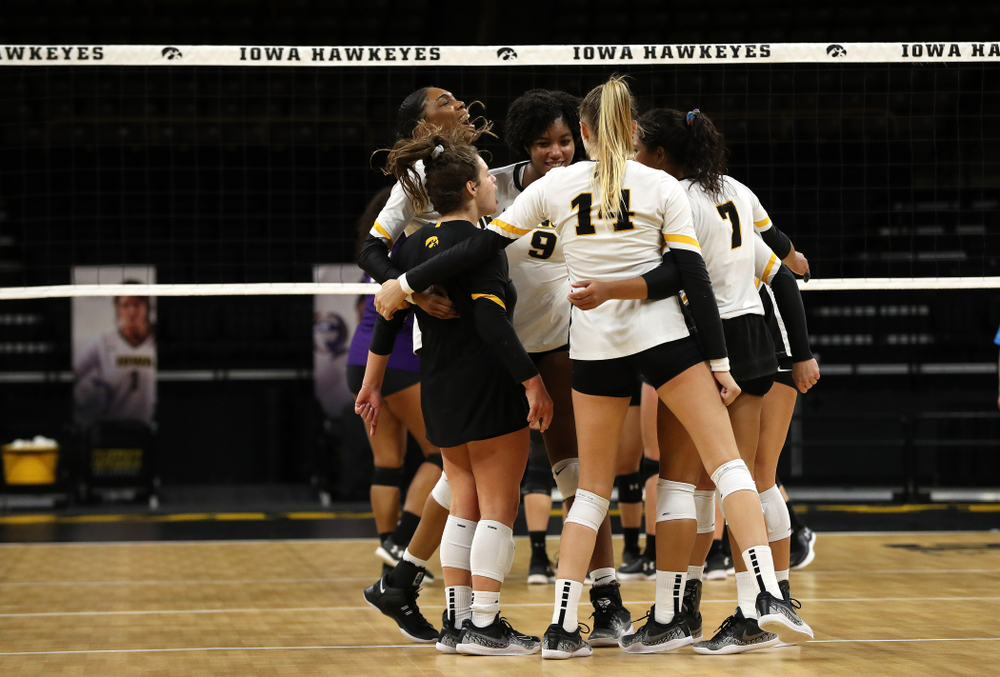 The Iowa Hawkeyes against the Northwestern Wildcats Wednesday, October 24, 2018 at Carver-Hawkeye Arena. (Brian Ray/hawkeyesports.com)