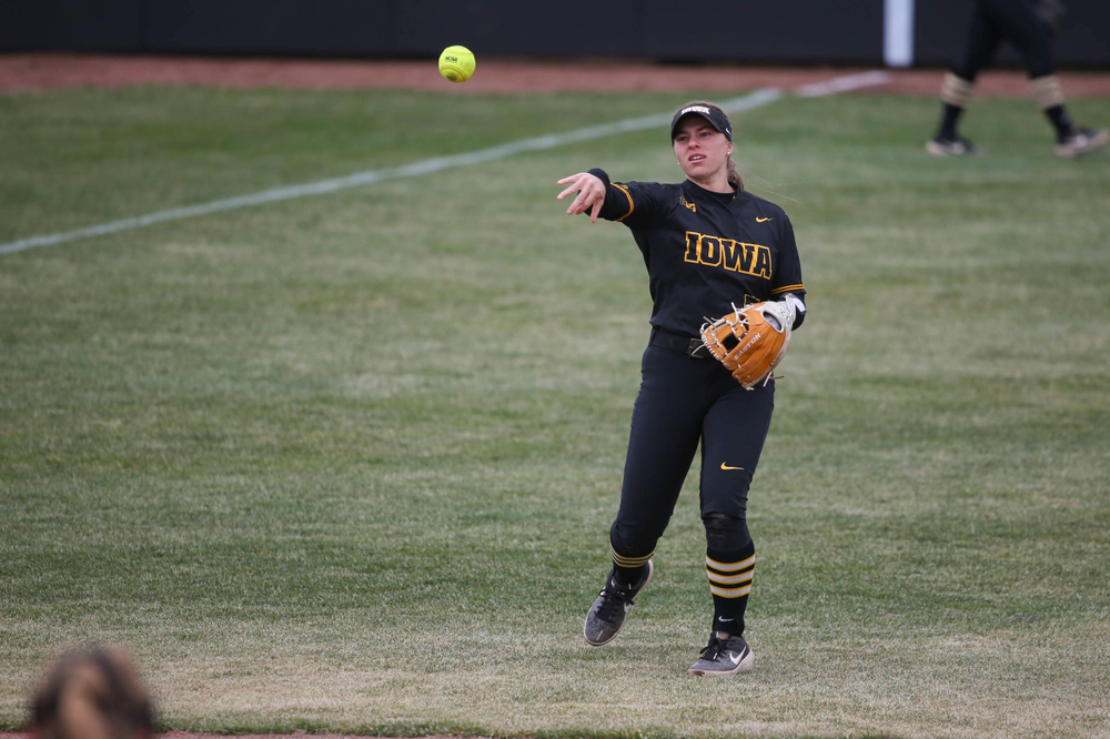 Iowa infielder Sydney Owens (5) at game 2 vs Northwestern on Saturday, March 30, 2019 at Bob Pearl Field. (Lily Smith/hawkeyesports.com)