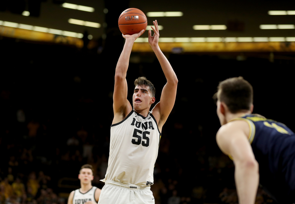 Iowa Hawkeyes forward Luka Garza (55) against the Michigan Wolverines Friday, January 17, 2020 at Carver-Hawkeye Arena. (Brian Ray/hawkeyesports.com)