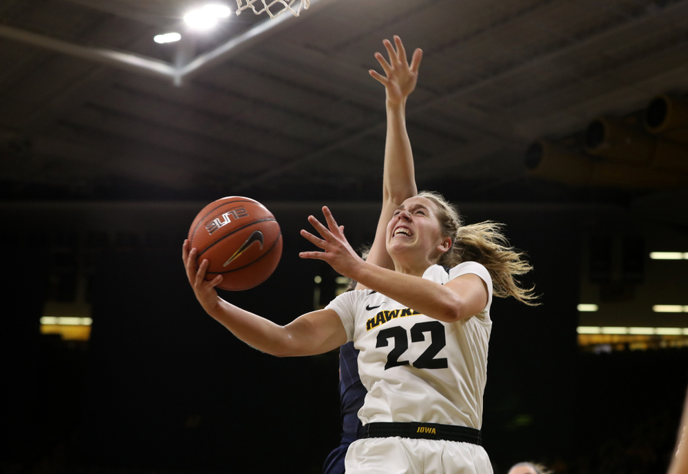 Iowa Hawkeyes guard Kathleen Doyle (22) against the Illinois Fighting Illini Thursday, February 14, 2019 at Carver-Hawkeye Arena. (Brian Ray/hawkeyesports.com)