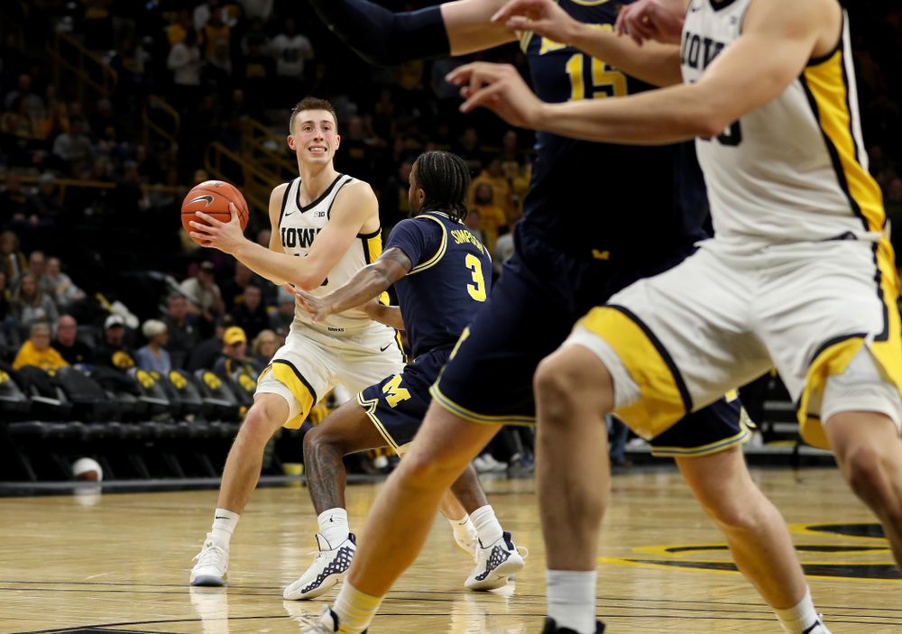 Iowa Hawkeyes guard Joe Wieskamp (10) against the Michigan Wolverines Friday, January 17, 2020 at Carver-Hawkeye Arena. (Brian Ray/hawkeyesports.com)