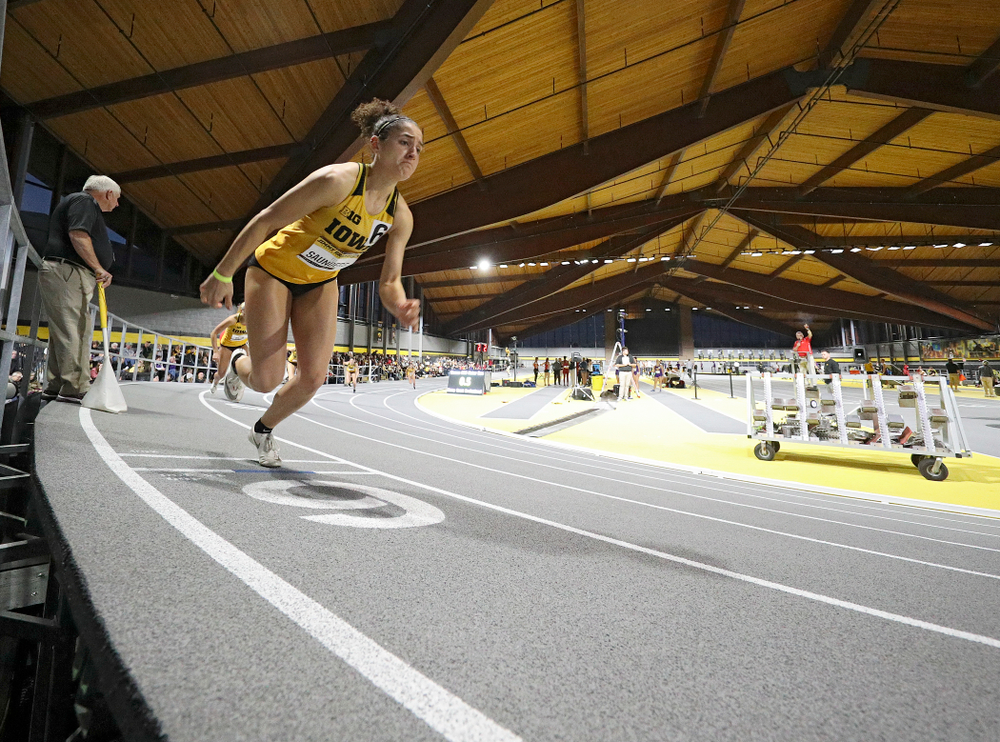 Iowa’s Tia Saunders runs the women’s 600 meter run event during the Jimmy Grant Invitational at the Recreation Building in Iowa City on Saturday, December 14, 2019. (Stephen Mally/hawkeyesports.com)