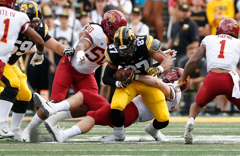 Iowa Hawkeyes tight end Noah Fant (87) against the Iowa State Cyclones Saturday, September 8, 2018 at Kinnick Stadium. (Brian Ray/hawkeyesports.com)