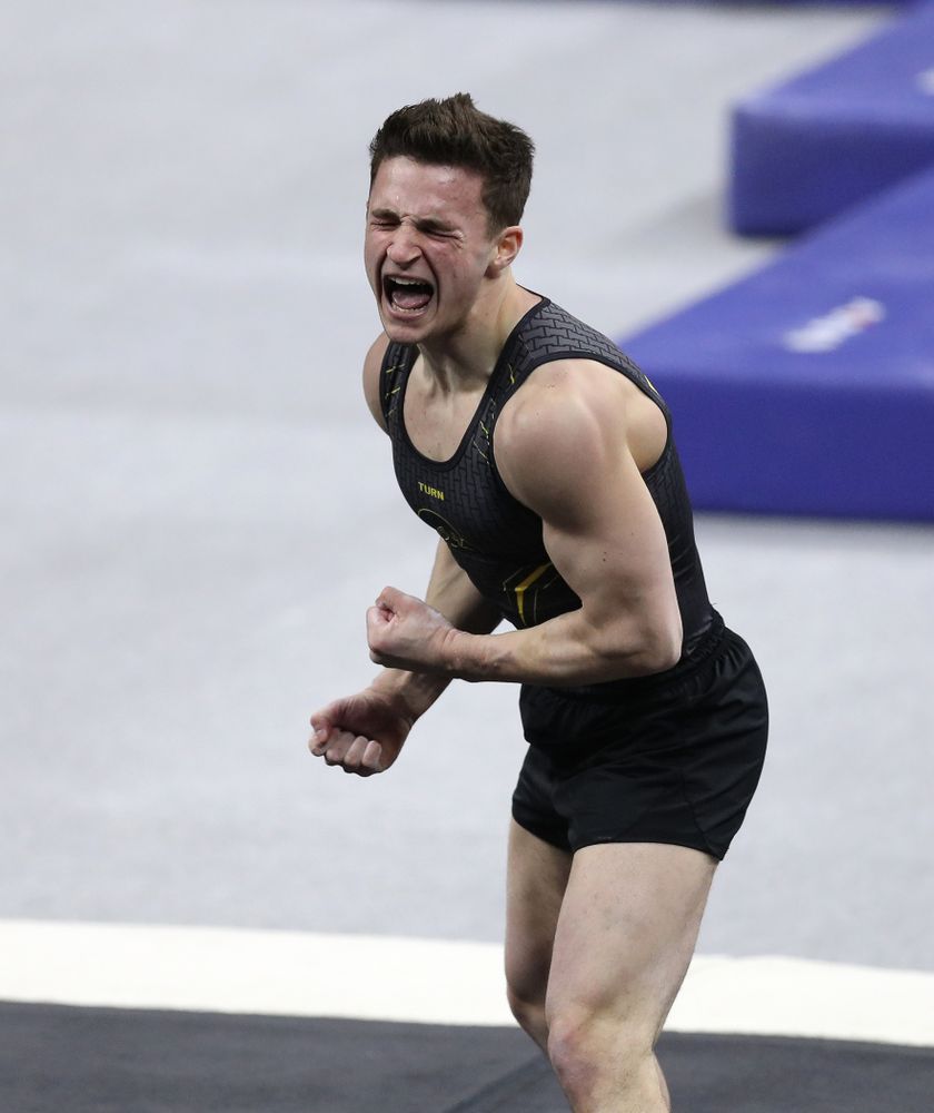 Iowa's Jake Brodarzon competes on the floor against Oklahoma Saturday, February 9, 2019 at Carver-Hawkeye Arena. (Brian Ray/hawkeyesports.com)