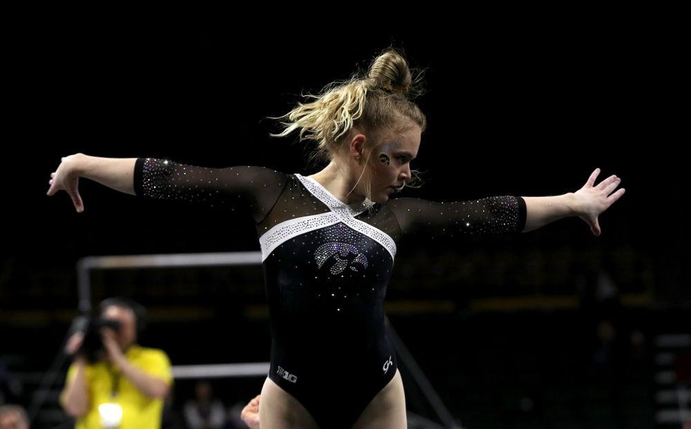 Iowa's Charlotte Sullivan competes on the floor against the Rutgers Scarlet Knights Saturday, January 26, 2019 at Carver-Hawkeye Arena. (Brian Ray/hawkeyesports.com)