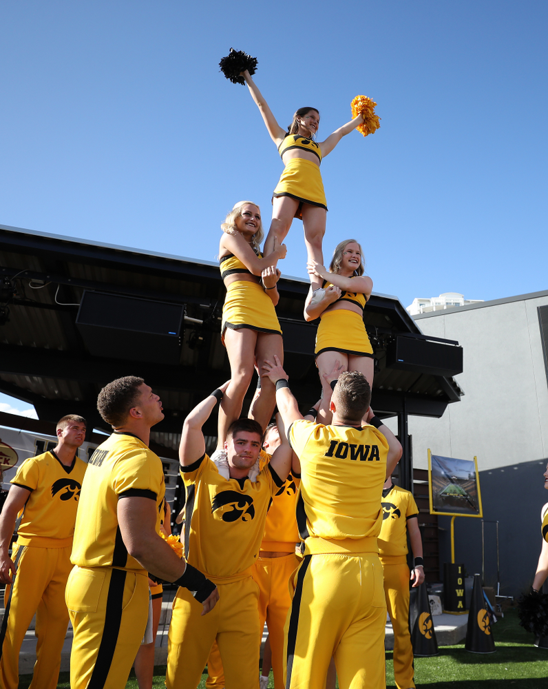 The Iowa Cheerleaders during the Hawkeye Huddle Monday, December 31, 2018 at Sparkman Wharf in Tampa, FL. (Brian Ray/hawkeyesports.com)