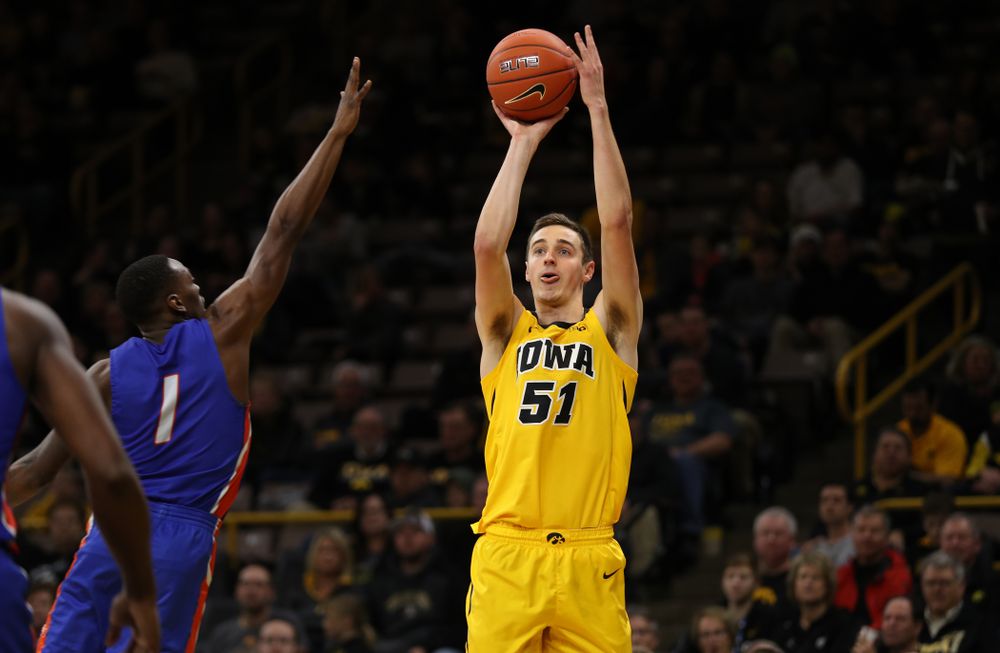 Iowa Hawkeyes forward Nicholas Baer (51) against the Savannah State Tigers Saturday, December 22, 2018 at Carver-Hawkeye Arena. (Brian Ray/hawkeyesports.com)