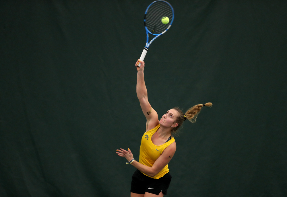 Iowa's Ashleigh Jacobs against the Iowa State Cyclones Friday, February 8, 2019 at the Hawkeye Tennis and Recreation Complex. (Brian Ray/hawkeyesports.com)