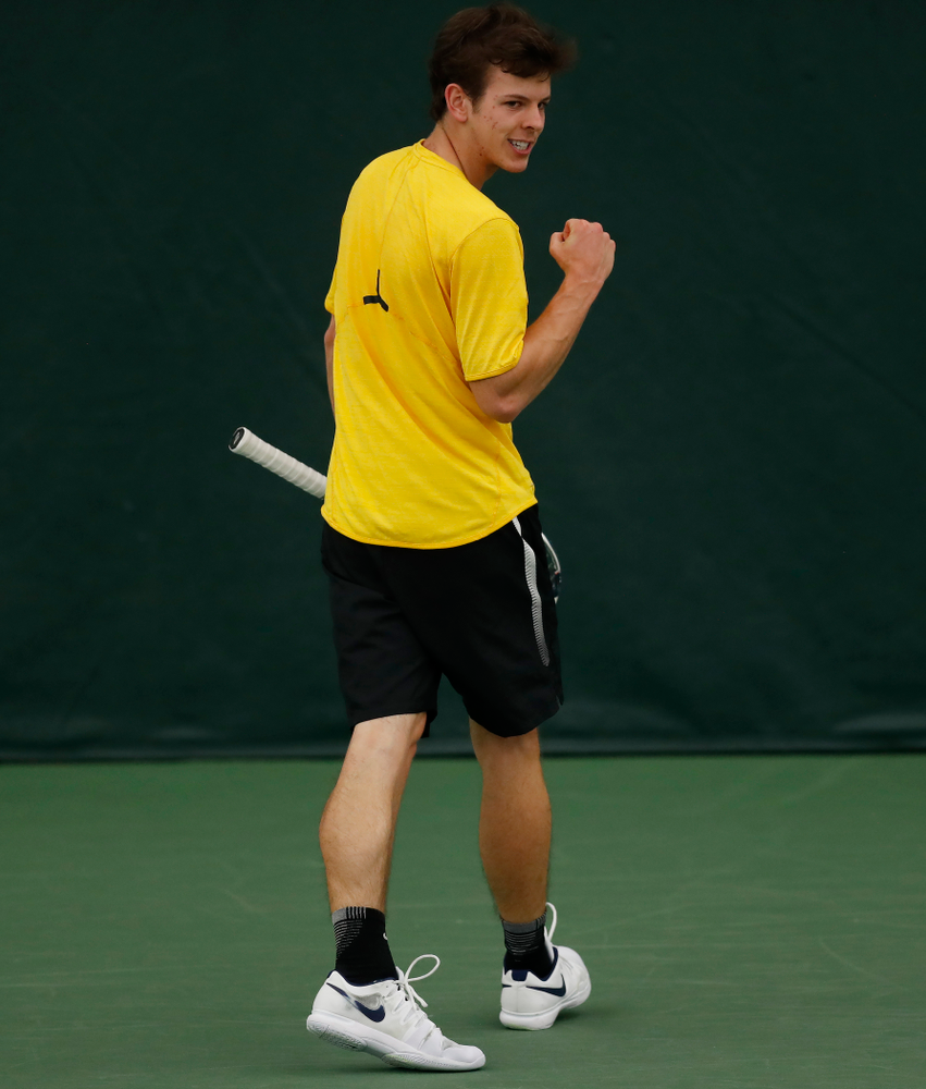 Piotr Smietana against the Illinois Fighting Illini Saturday, March 31, 2018 at Hawkeye Tennis and Recreation Center. (Brian Ray/hawkeyesports.com)