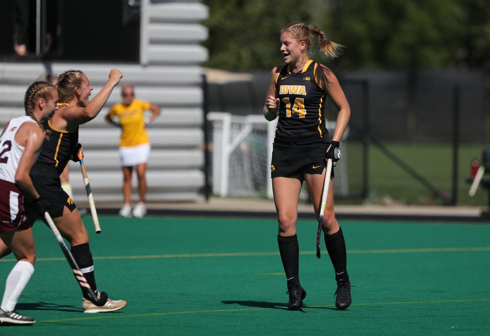 Iowa Hawkeyes Lokke Stribos (14) scores against Central Michigan Friday, September 6, 2019 at Grant Field. The Hawkeyes won the game 11-0. (Brian Ray/hawkeyesports.com)