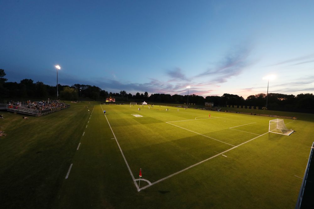 The Iowa Hawkeyes against Western Michigan Thursday, August 22, 2019 at the Iowa Soccer Complex. (Brian Ray/hawkeyesports.com)