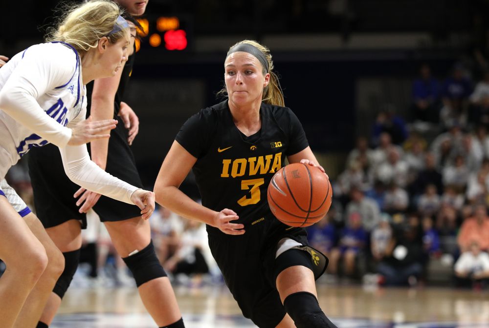 Iowa Hawkeyes guard Makenzie Meyer (3) against the Drake Bulldogs Friday, December 21, 2018 at the Knapp Center in Des Moines. (Brian Ray/hawkeyesports.com)