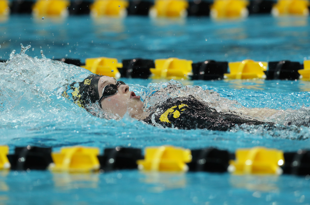 Iowa's Kelsey Drake swims the 200 yard Individual Medley Thursday, November 15, 2018 during the 2018 Hawkeye Invitational at the Campus Recreation and Wellness Center. (Brian Ray/hawkeyesports.com)